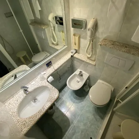 Artua'&solferino Турин