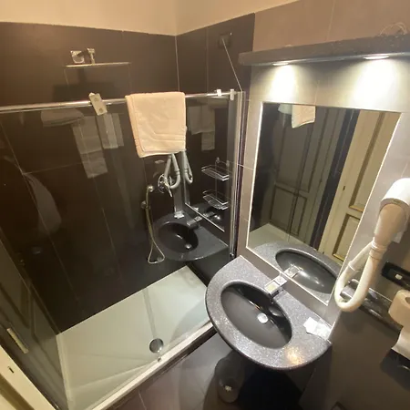 Artua'&solferino 3* Turin