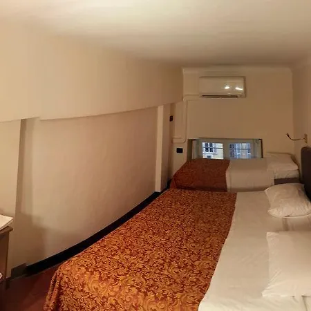 Artua'&solferino Турин