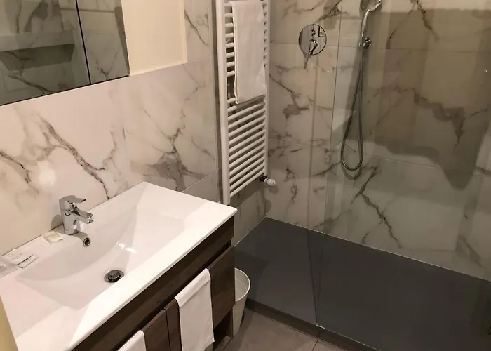 Artua'&solferino מלון 3*