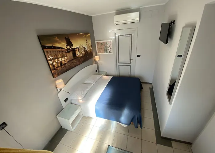 Artua'&solferino מלון 3*