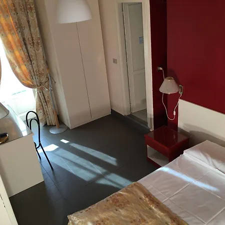 Artua'&solferino Otel 3*